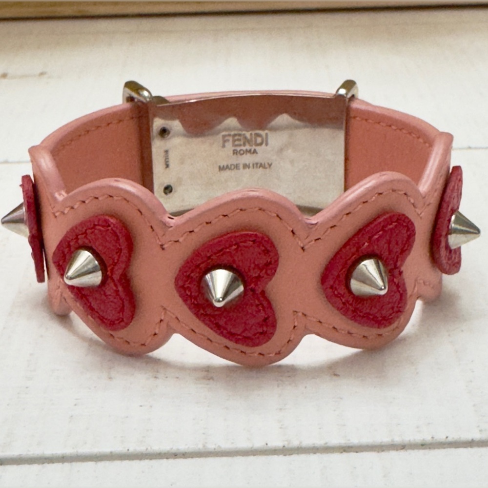Fendi Pink Studded Heart Bracelet - Picture 3 of 9